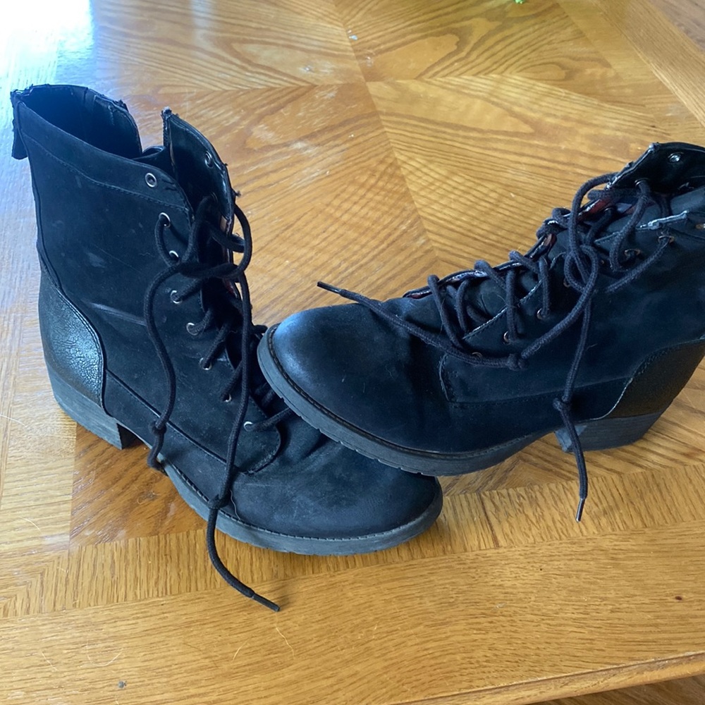 White Mountain Booties